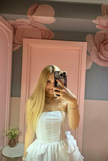 karisha x only fans photos