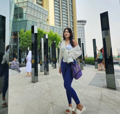 Yuggie TV only fans xxx