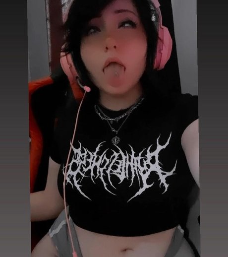 Logan 3x3 onlyfans photos