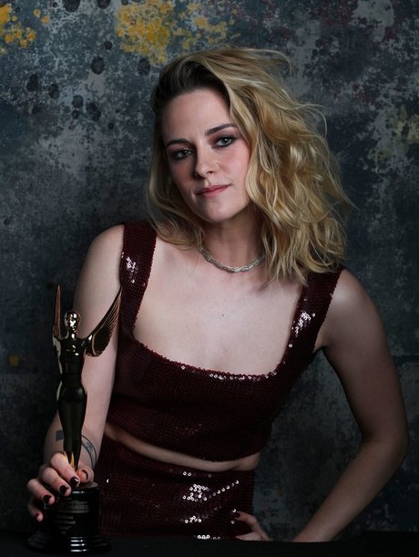 Kristen Stewart onlyfans lean