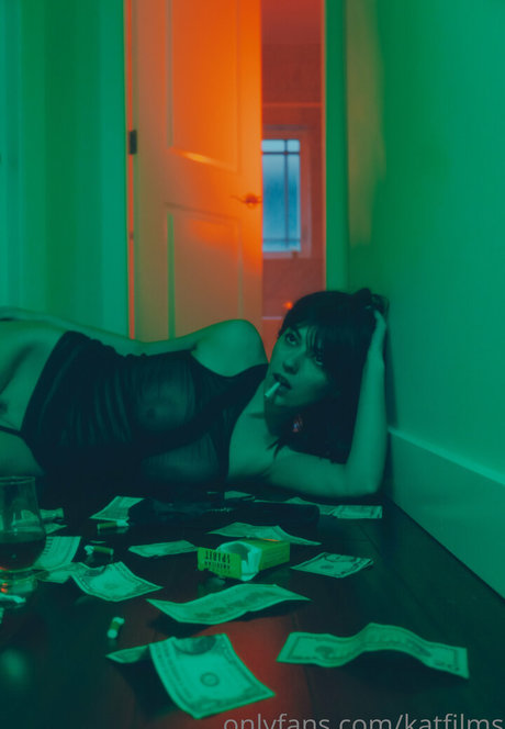 Kat Cabaret onlyfans nude content