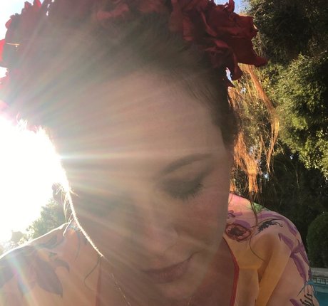 Christina Hendricks new onlyfans leak