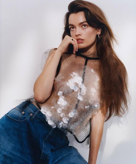 Emma Mackey onlyfans nude content