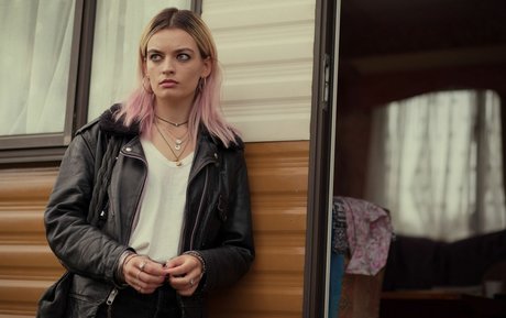 Emma Mackey onlyfans leaked nude