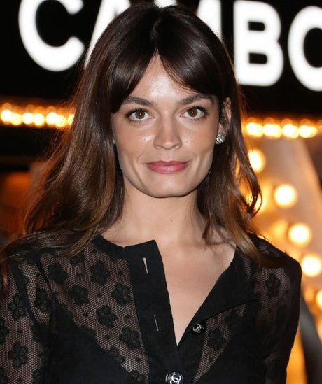 Emma Mackey only fans pictures