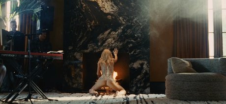 Lily Rose Depp onlyfans page