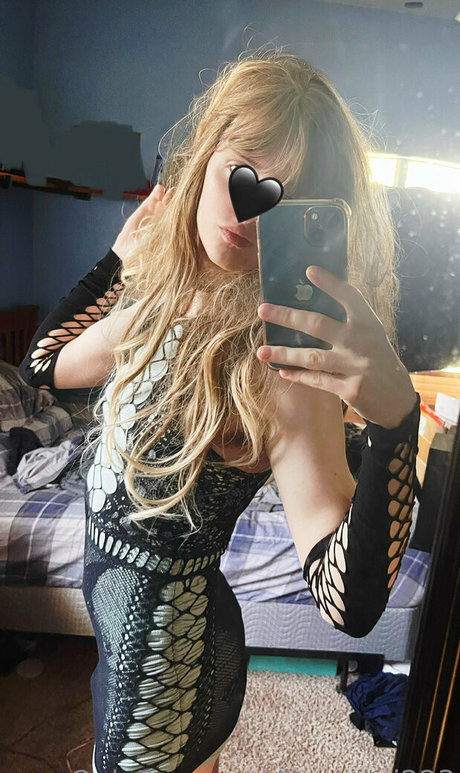 itsmebri223 onlyfans pic