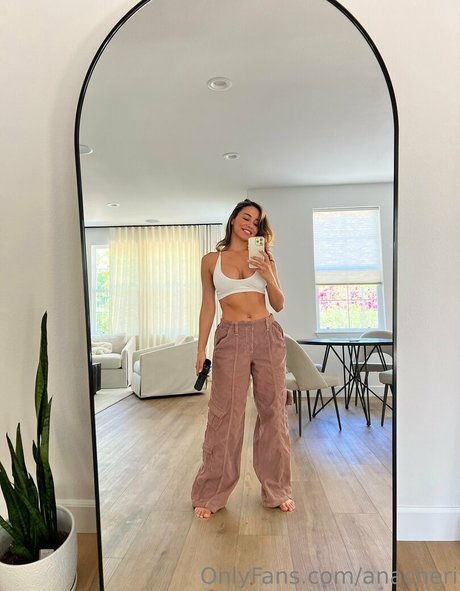 anacheri onlyfans