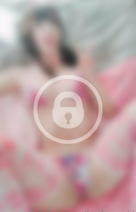 freekerocchi only fans nudes