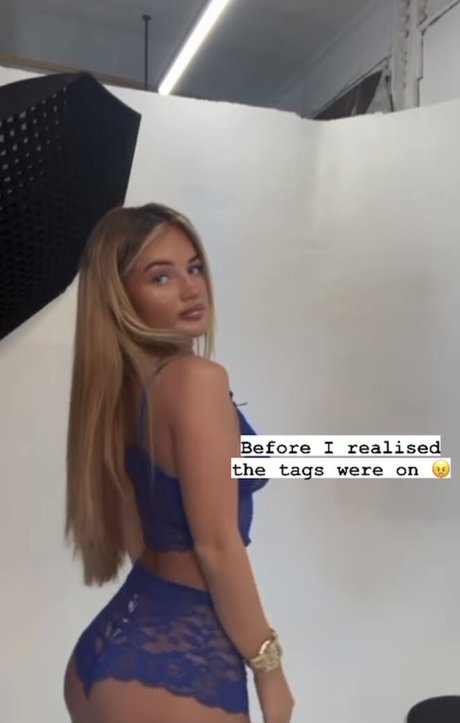 Mia Woodhall leaks only fans