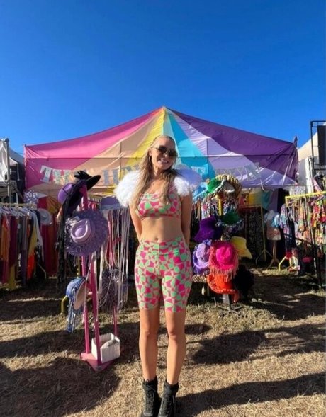 Laura Woods onlyfans leakes