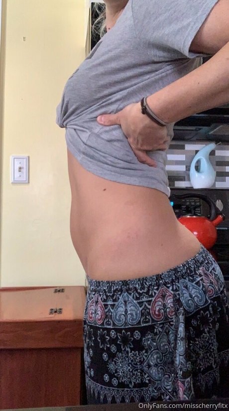 misscherryfitx onlyfans nude leaks