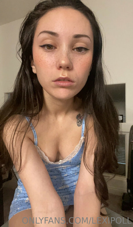 Lexipoll boobs onlyfans