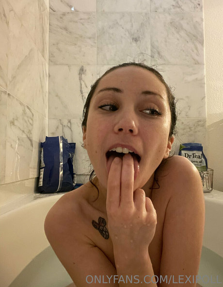 Lexipoll onlyfans ass