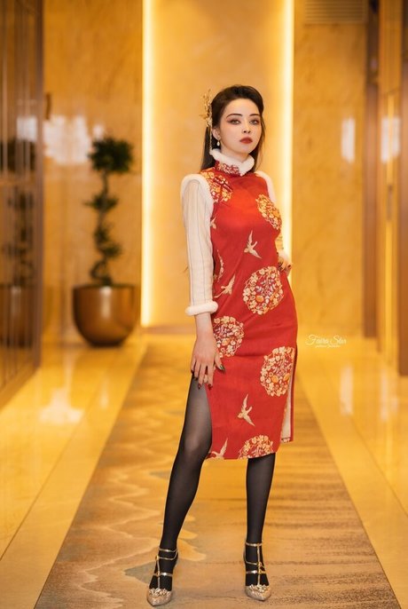 cougar milf onlyfans art nude candids