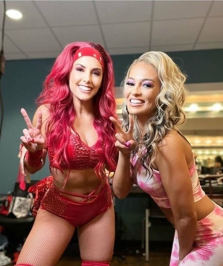 Alisha Edwards topless onlyfans