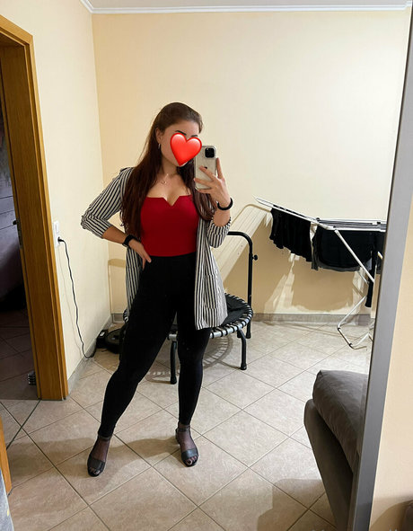 yaasemiin onlyfans tits