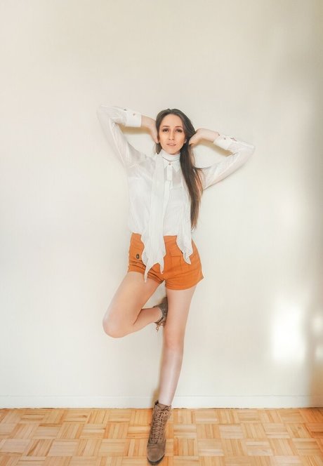 CrystAAHHL nude only fans