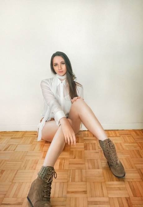 CrystAAHHL nudes onlyfans