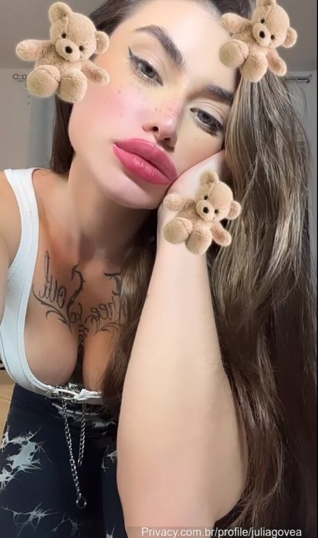 Julia Govea onlyfans nude content