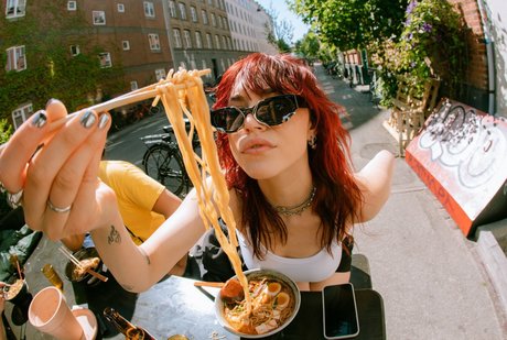 Taylor Upsahl onlyfans model photos