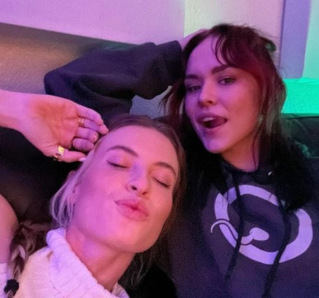 Taylor Upsahl fans only