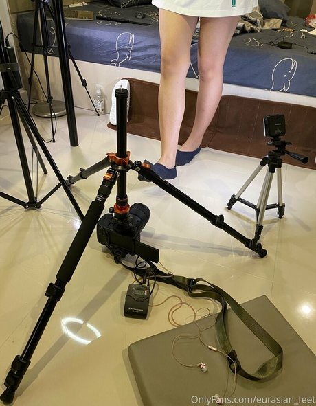 eurasian feet onlyfans leaked pics