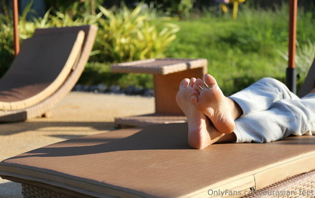 eurasian feet onlyfans nude pictures