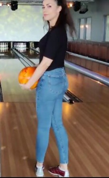 yabbe onlyfans leaks.