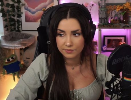 yabbe onlyfans photos