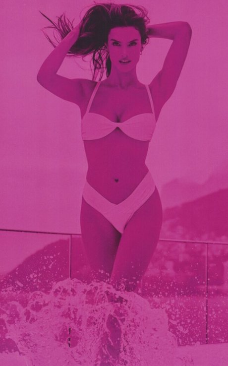 spy onlyfans hot frame