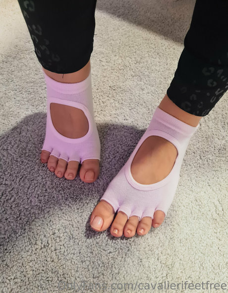cavalierifeetfree leak onlyfans