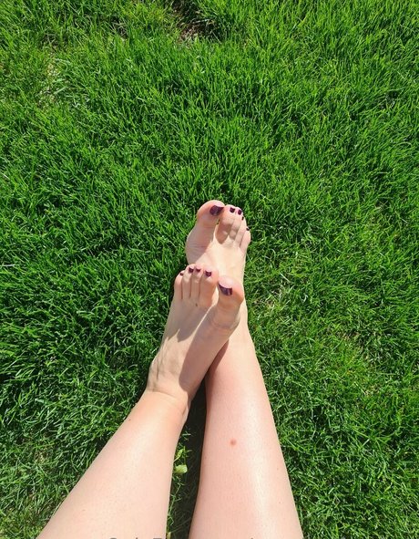 cavalierifeetfree Profile image