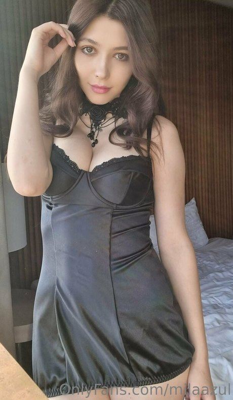 milaazul naked onlyfans leaks