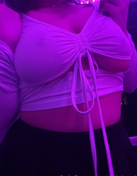 riah4real topless onlyfans