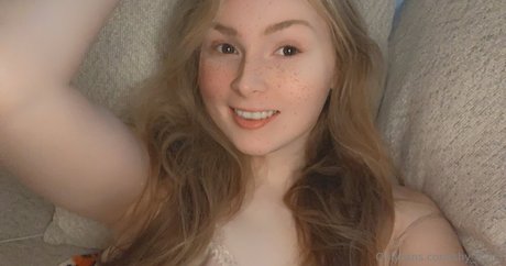 Shy Trans onlyfans sex leaked