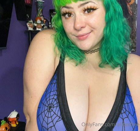 alicexfree onlyfans photo