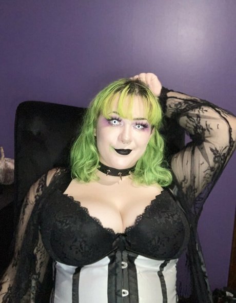 alicexfree topless onlyfans