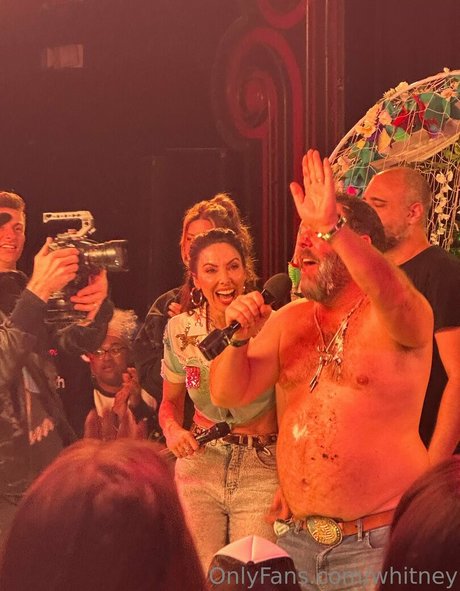 whitney desnuda onlyfans