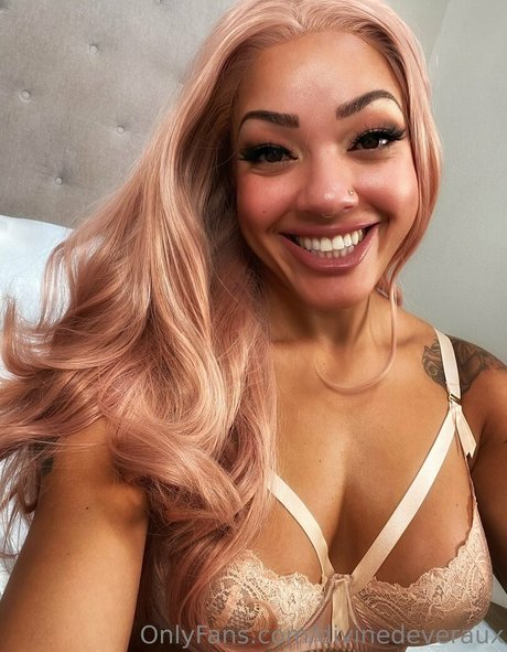 shemale handjob onlyfans top render