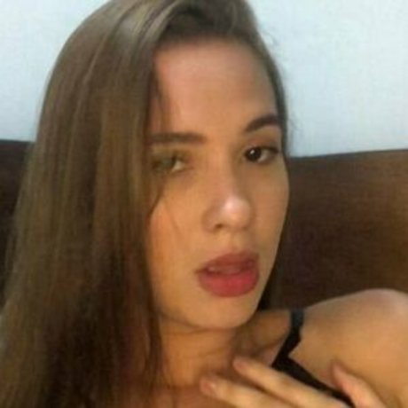 Luisa Henano onlyfans picture