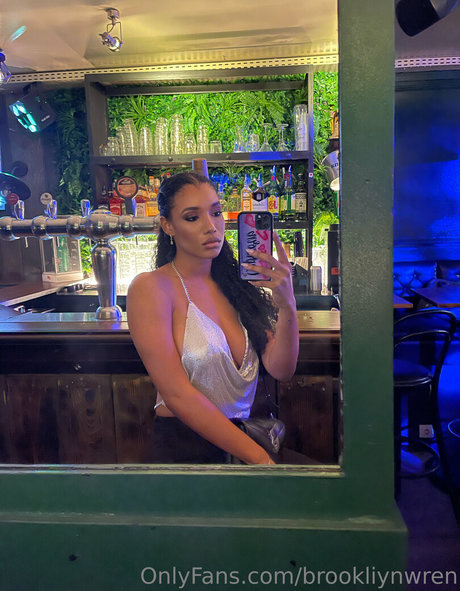 brookliynwren onlyfans photos