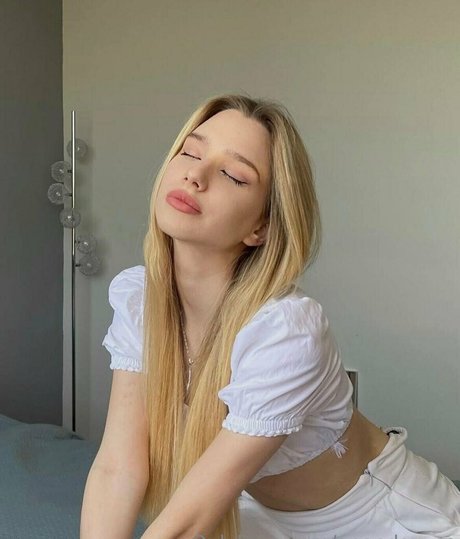 ananda yes onlyfans model