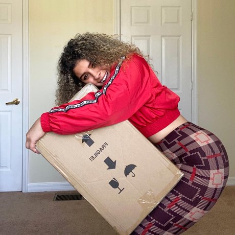 JustYeliz onlyfans free porn