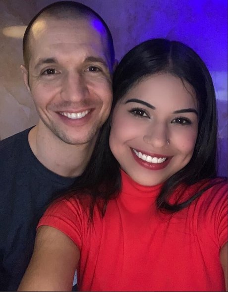 Travelvids  self-portrait