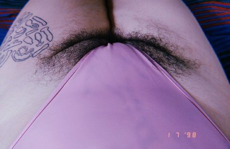 retro onlyfans beautiful slide