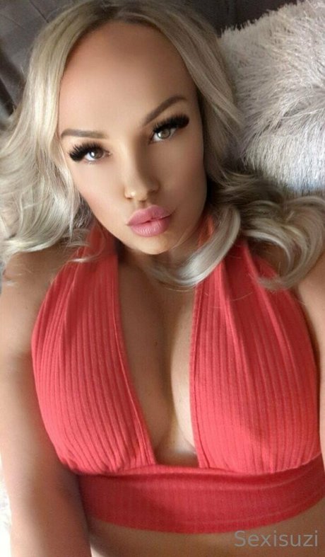 sexisuzi only fans photos