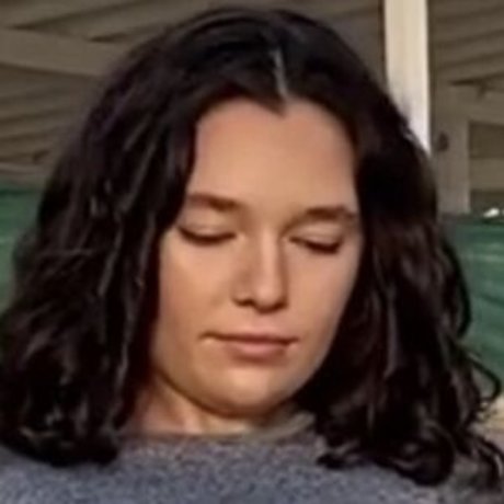 Mirra Chubarova onlyfans leak