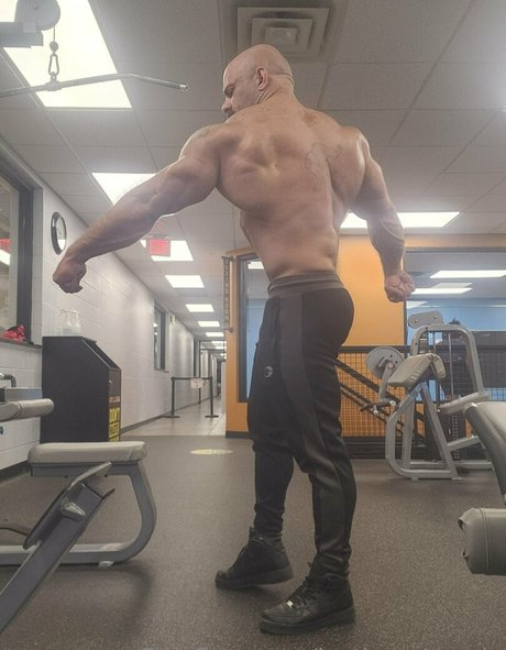 justinmetrando onlyfans strip tease