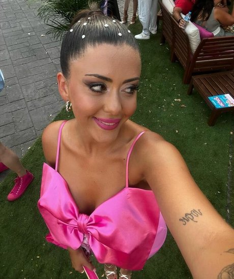 Rosario Matew strip onlyfans